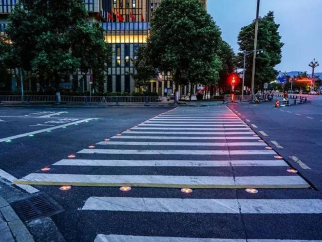 智慧斑马线，改善城市交通流动的关键